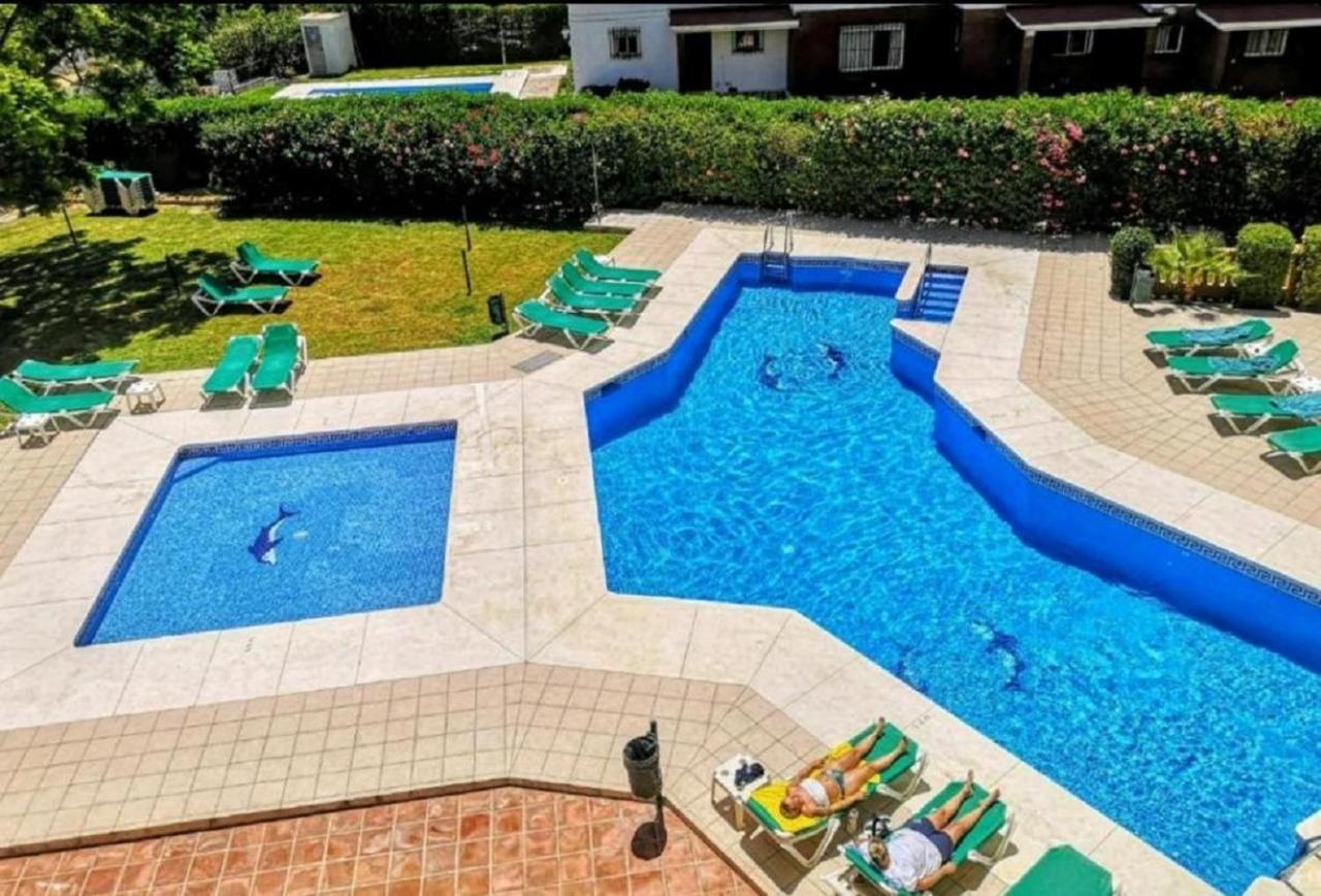 Apartment Club Playa Flores ตอร์เรโมลิโนส ภายนอก รูปภาพ