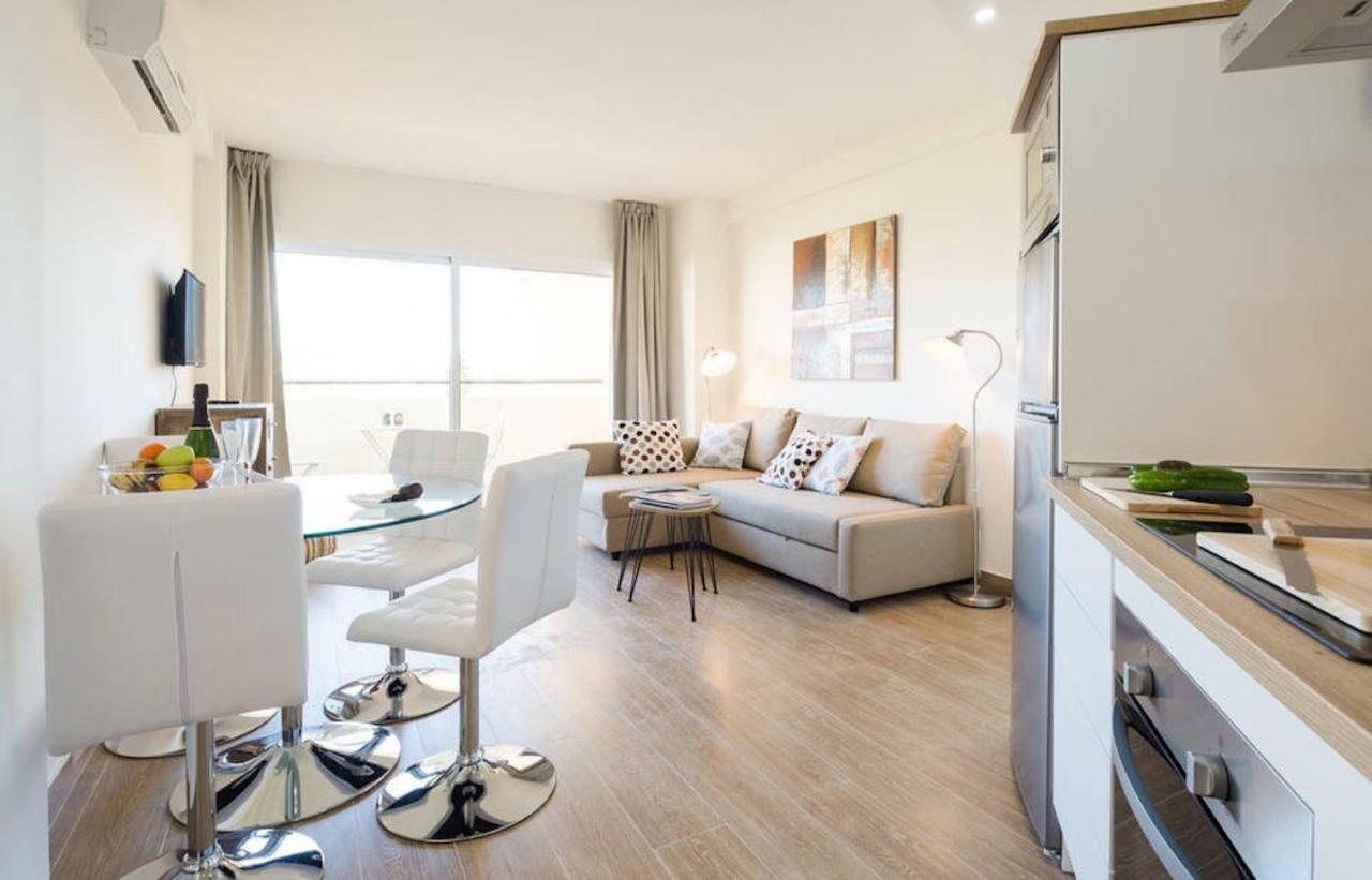Apartment Club Playa Flores ตอร์เรโมลิโนส ภายนอก รูปภาพ