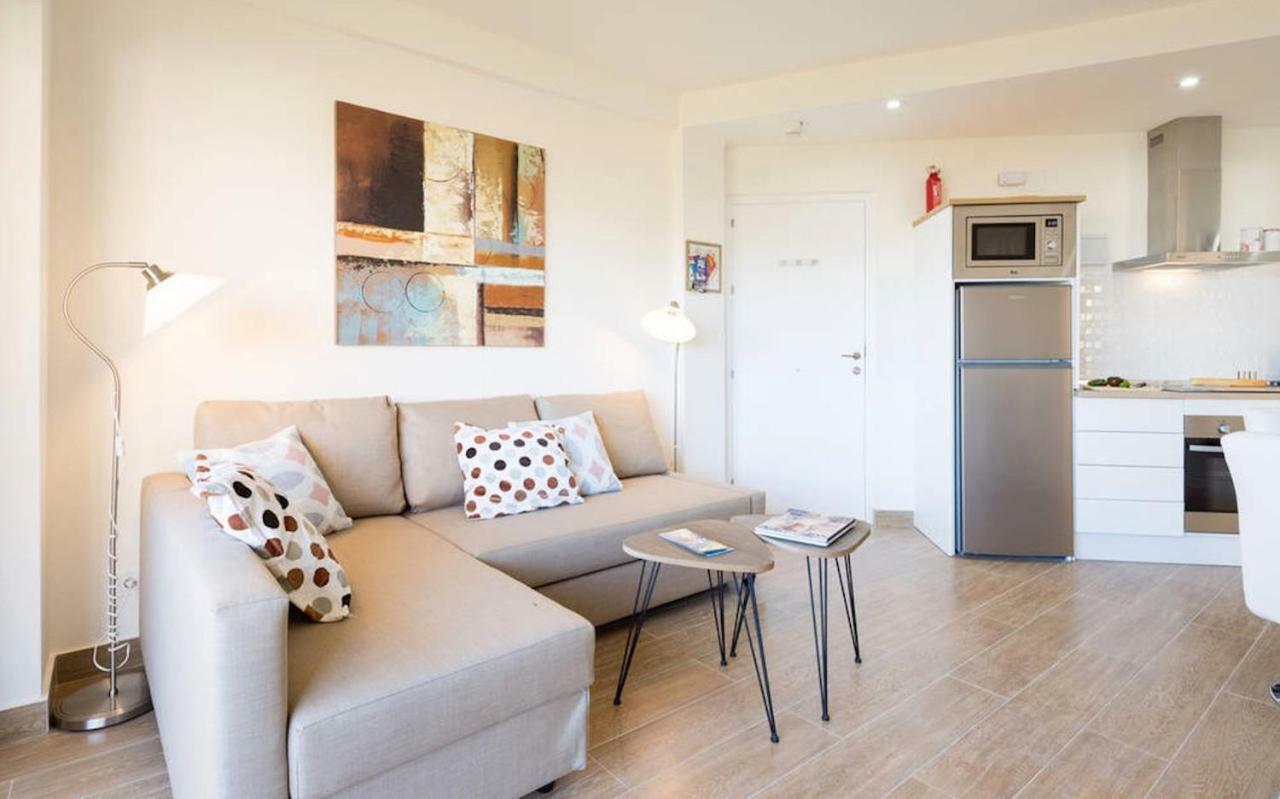 Apartment Club Playa Flores ตอร์เรโมลิโนส ภายนอก รูปภาพ